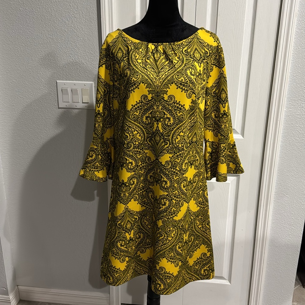 New York & Company Yellow and Black Paisley Dress